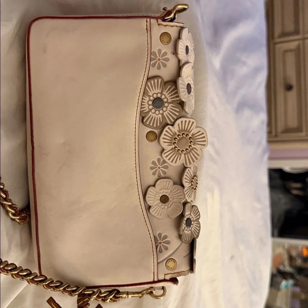 Coach Cream and Gold Floral Crossbody Bag - Picture 2 of 15